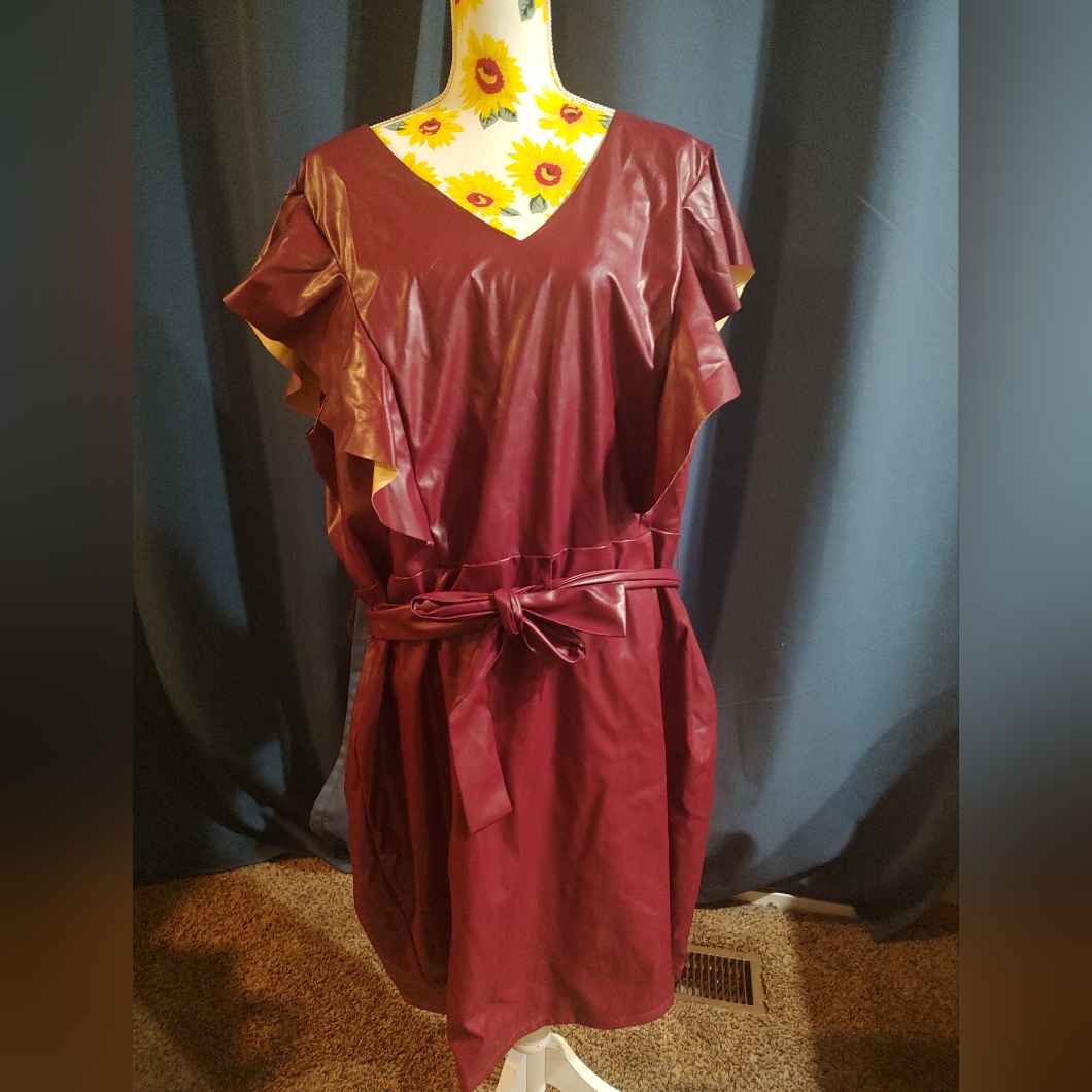 Ashley Stewart Brand Size 2628 Faux Leather Maroon Midi Dress
